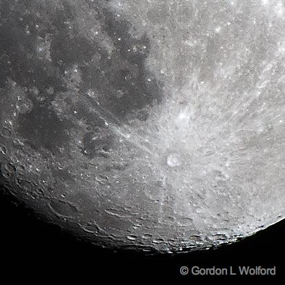 The Moon_34955crop.jpg - Photographed from along the Gulf coast near Port Lavaca, Texas, USA.